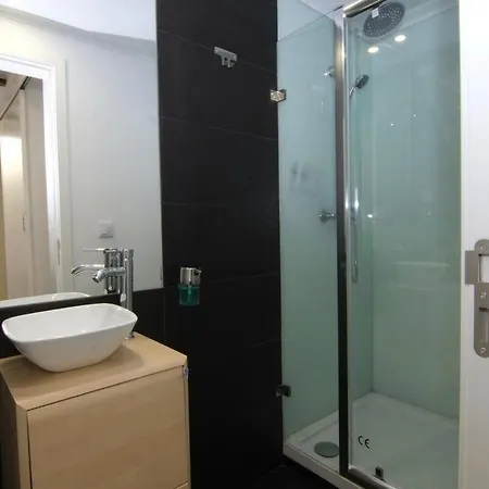 Pied-a-terre Tram 28 * Лиссабон