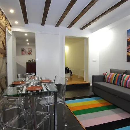 Pied-a-terre Tram 28 Апартаменты *