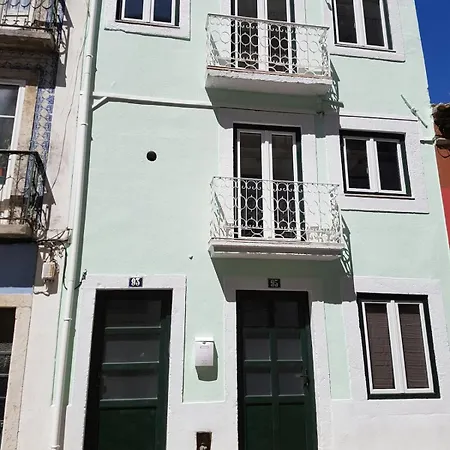 Pied-a-terre Tram 28 Апартаменты *